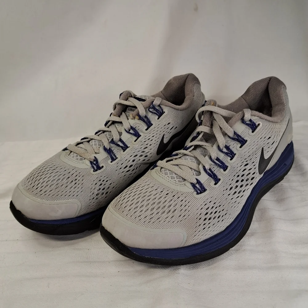 NIKE Gray & Blue Lunarglide 4 Sneakers Youth (big kid) Size 5